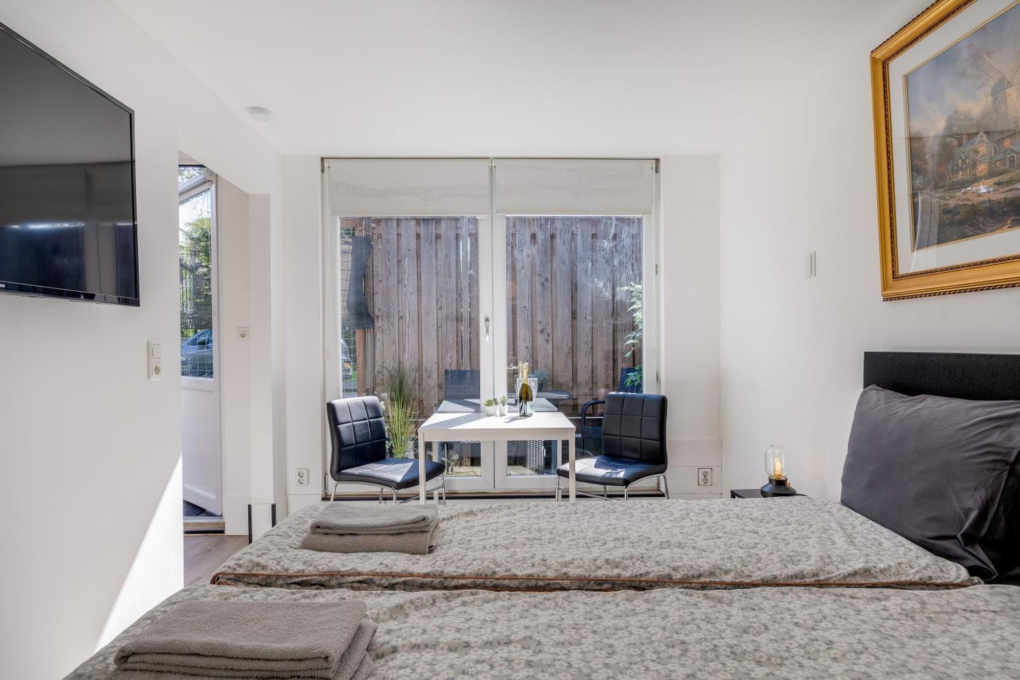 Luxe appartementen Apeldoorn with Outside JACUZZI&SAUNA Buitenkant foto